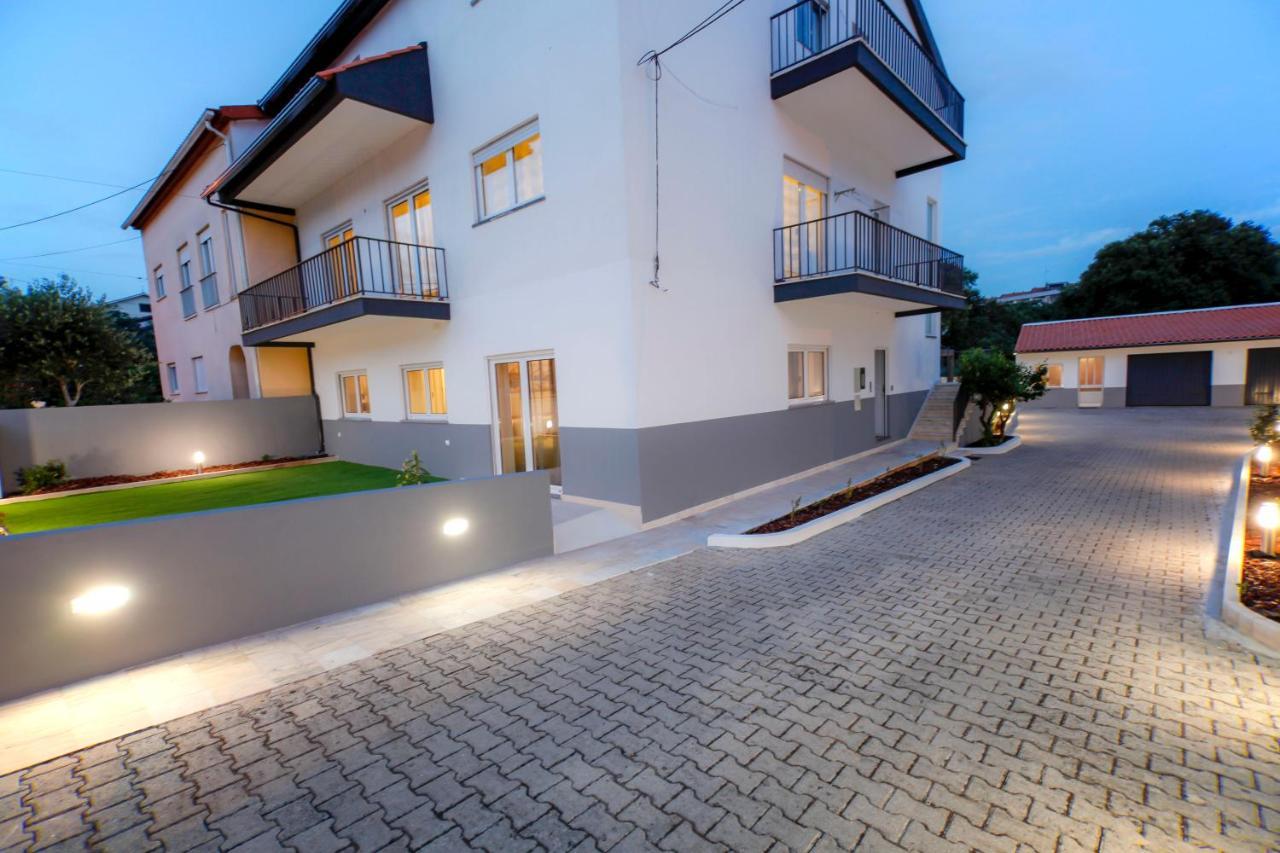 Modern Apartment With Garden Fátima Buitenkant foto